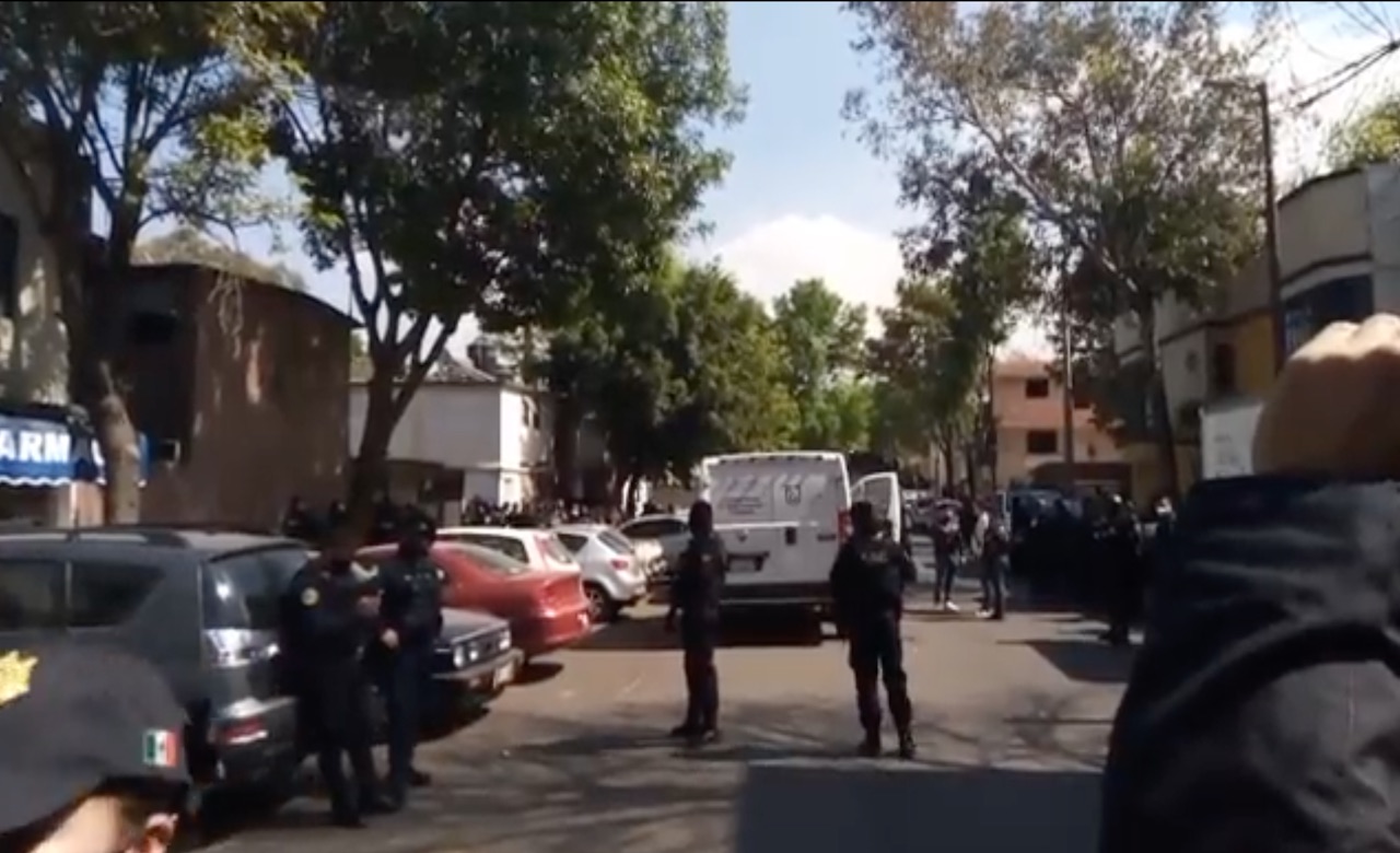 Balacera en Azcapotzalco deja cuatro muertos, entre ellos dos policías