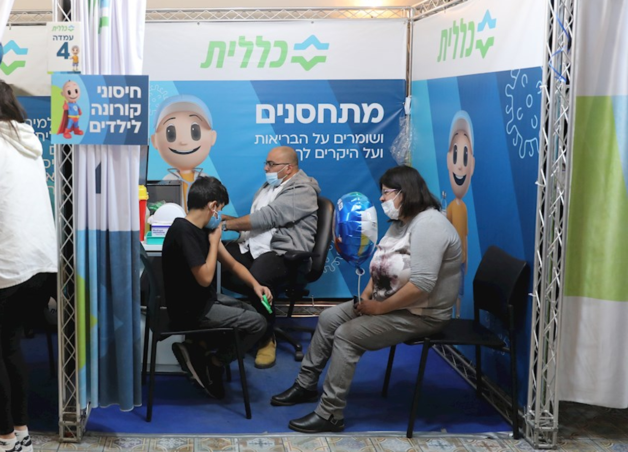 Israel detecta caso de flurona, contagio simultaneo de covid y gripe