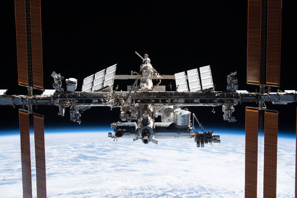 NASA retrasa regreso de cápsula con experimentos científicos por mal tiempo