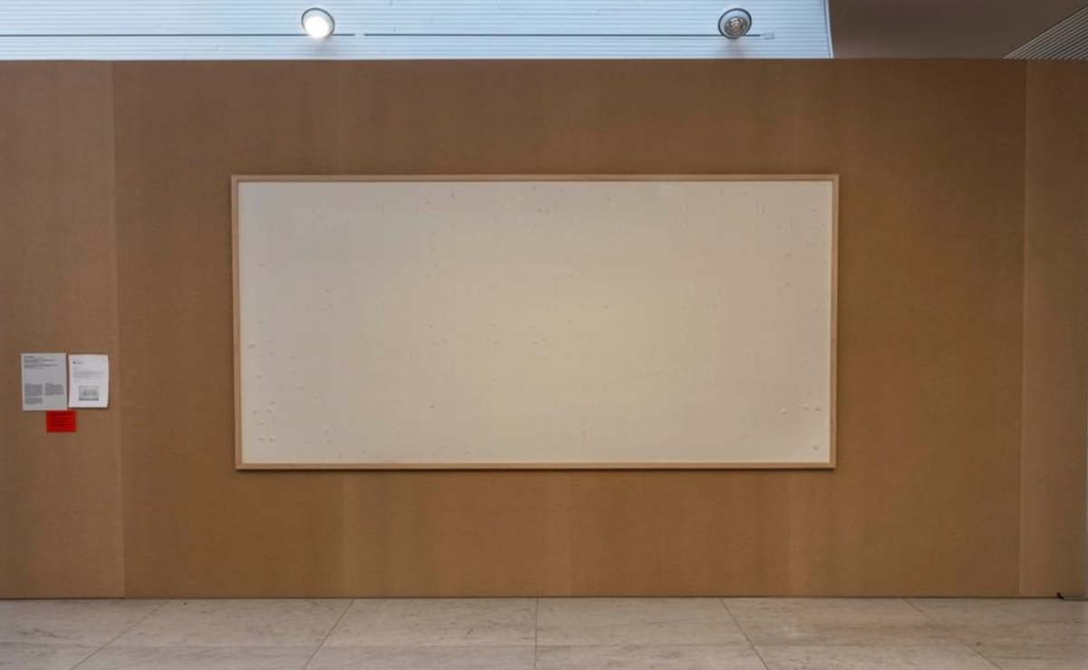 Museo demanda a artista que envió lienzos en blanco y se quedó con el dinero