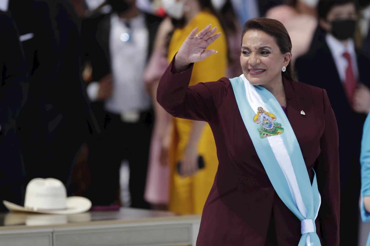 Honduras da la bienvenida a su primera mujer presidenta: Xiomara Castro