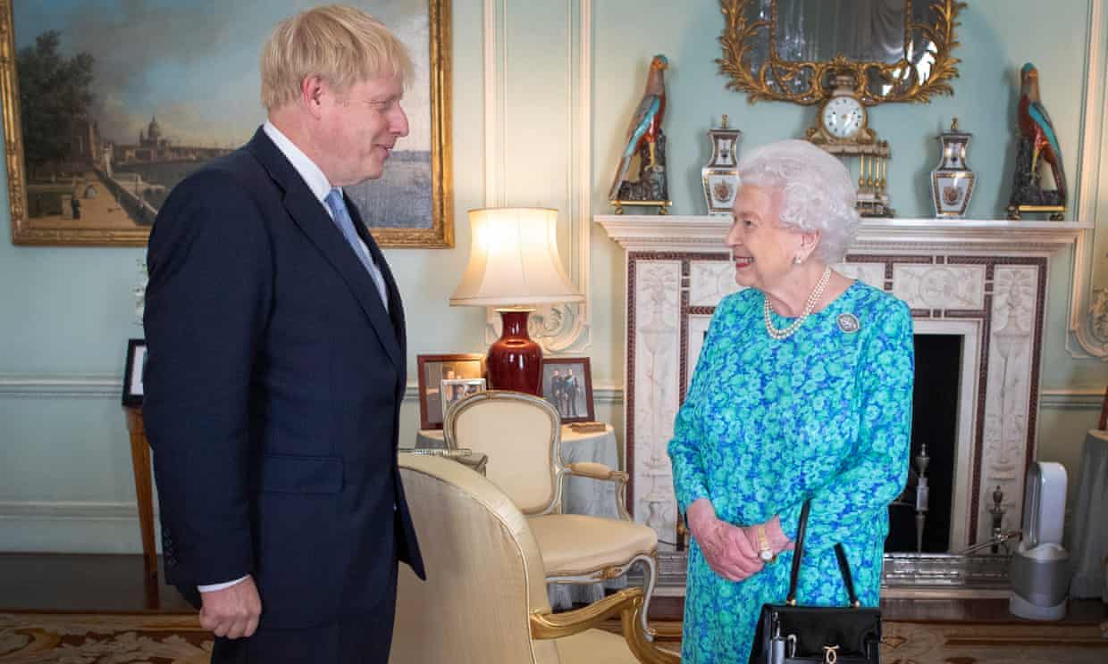 Boris Johnson rinde homenaje al ‘inspirador sentido del deber’ de la reina Isabel II