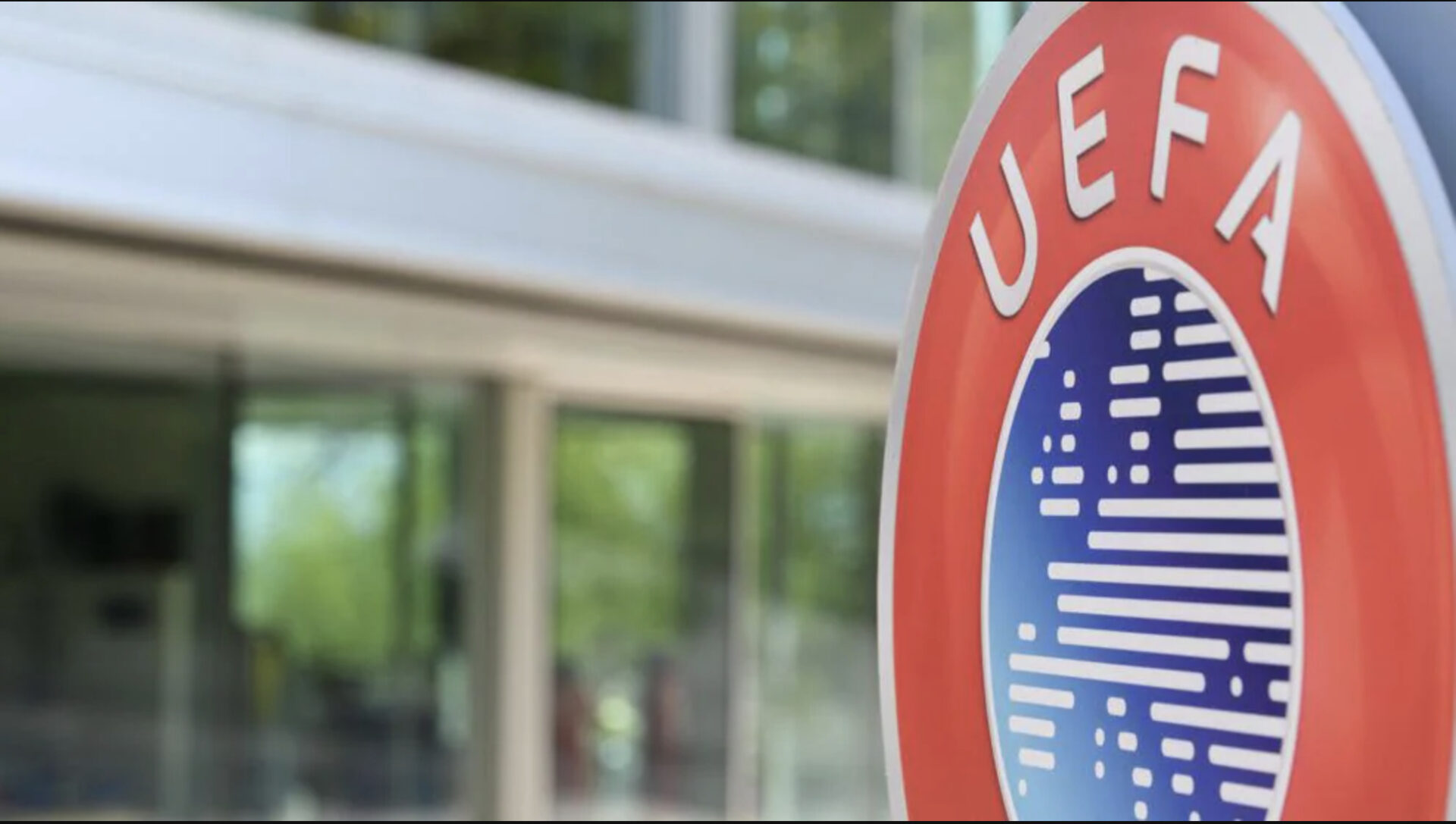 La UEFA condena la invasión de Rusia a Ucrania y evalúa la final de la Champions