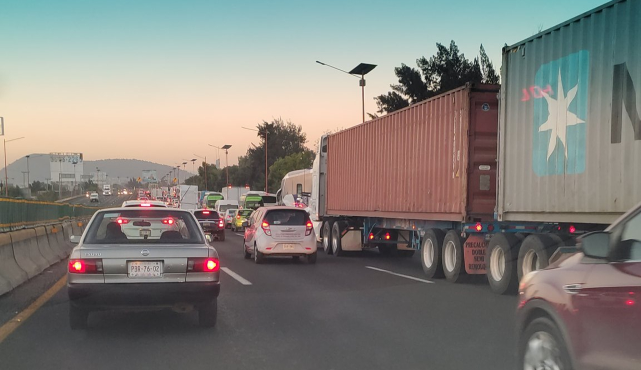 No es un accidente: obras complican tráfico en la autopista México-Pachuca