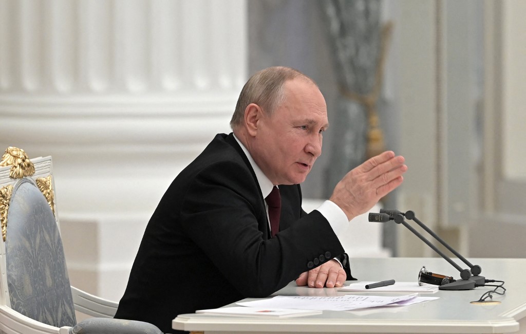 Putin reconoce la independencia de territorios separatistas de Ucrania