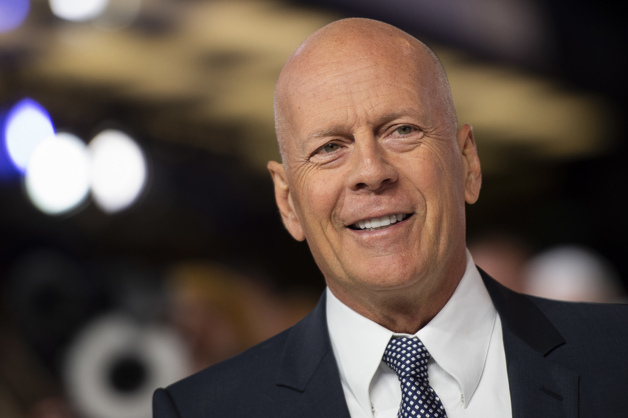Amigos de Bruce Willis se solidarizan con el actor