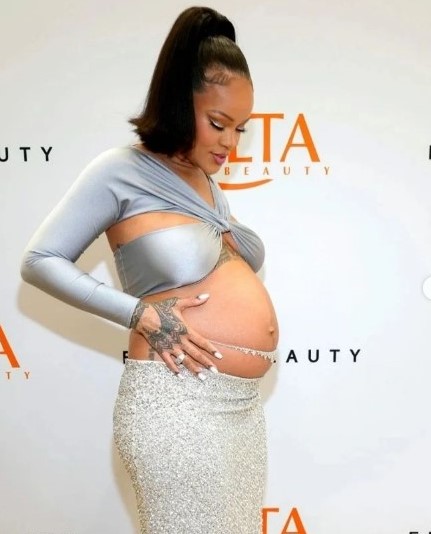 Rihanna cambia el look de maternidad para siempre