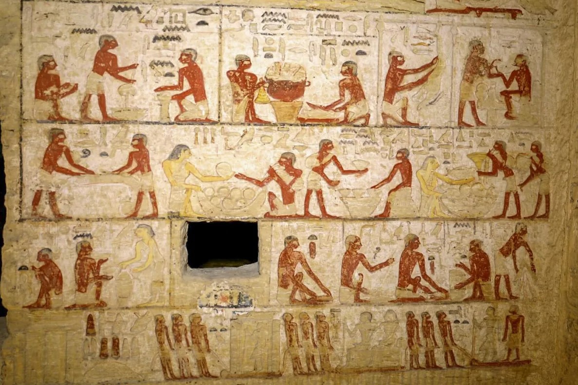 Cinco antiguas tumbas egipcias son descubiertas