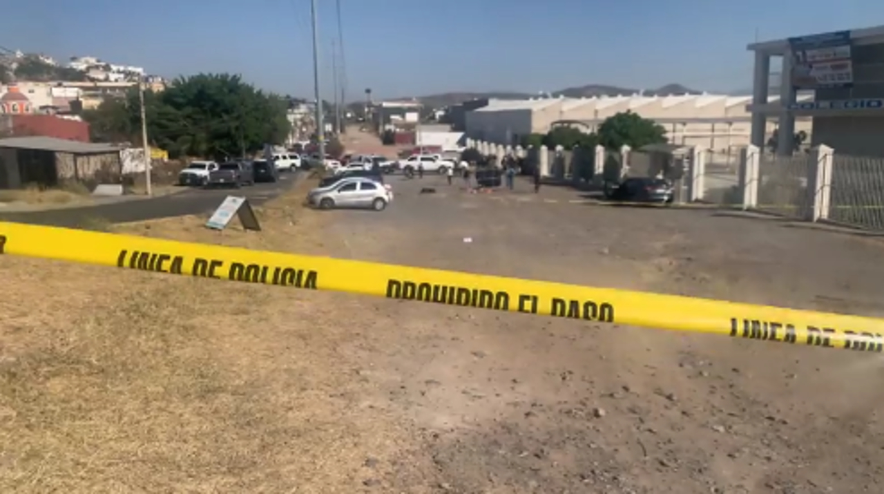 Elemento de la Fiscalía de Jalisco es asesinado frente a escuela en Tonalá