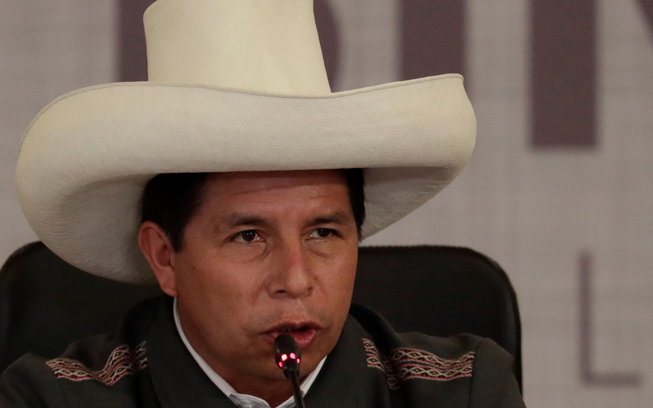 Pedro Castillo pide su libertad y acusa conspiración del Congreso