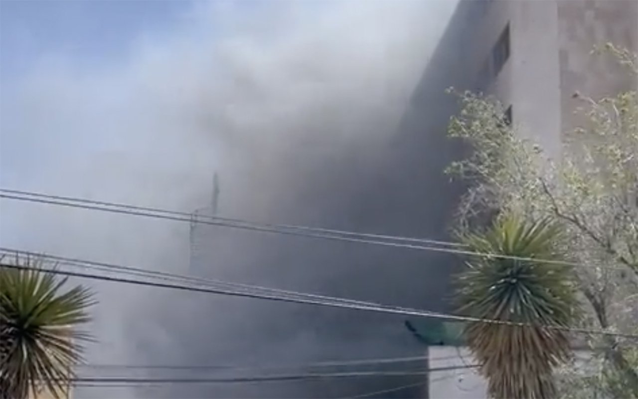El Hospital Morelos del IMSS de Chihuahua es evacuado por un incendio