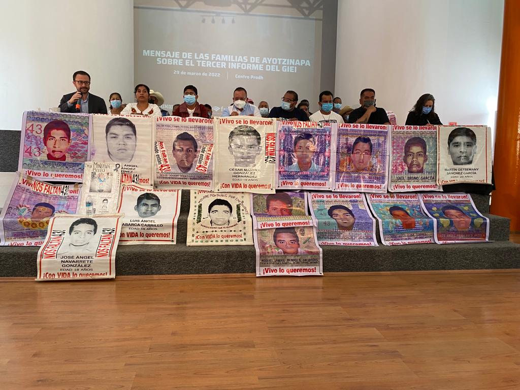 Familiares de los 43 normalistas de Ayotzinapa analizarán informe