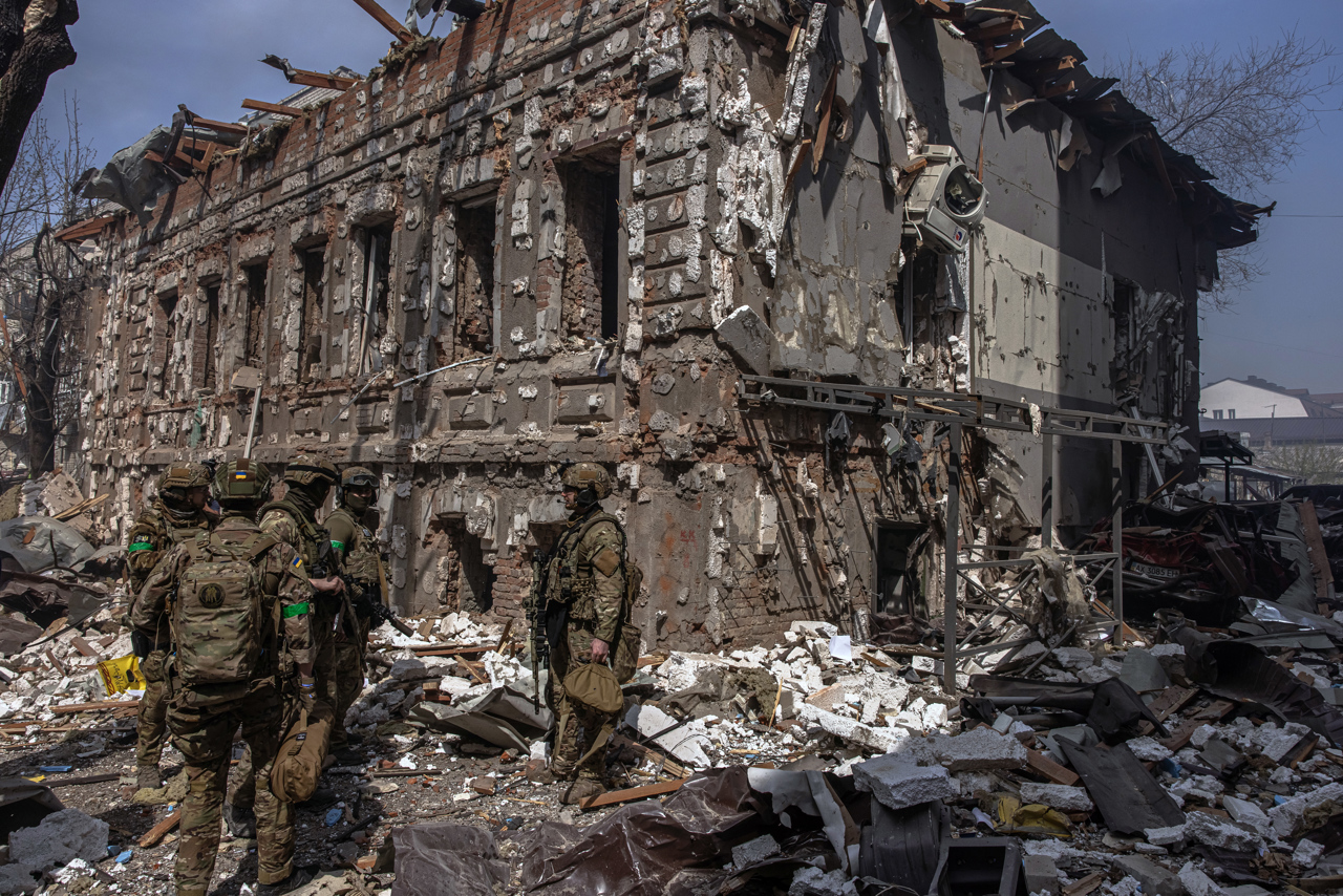 El ultimátum ruso para Mariúpol expira e inician bombardeos cerca de Kiev