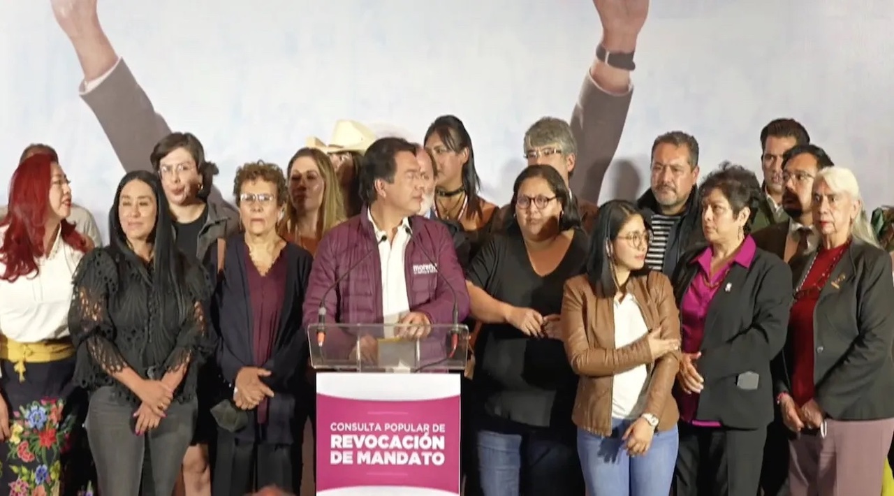 El INE ordena a Morena retirar campaña que llama ‘traidores a la patria’ a opositores
