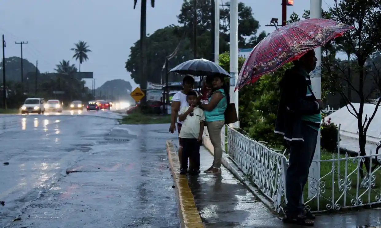 El primer huracán de la temporada 2022 toca tierra en México