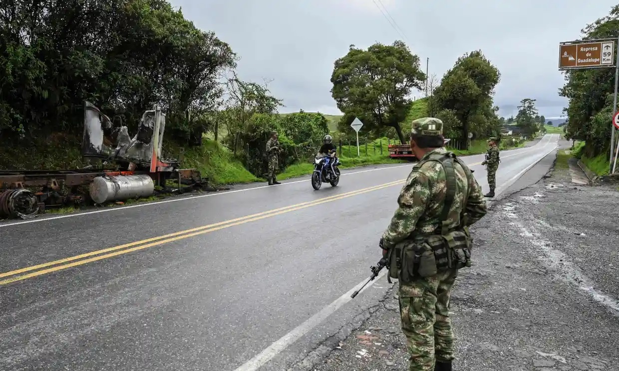 El cártel Clan del Golfo en Colombia toma represalias por la detención del capo Otoniel