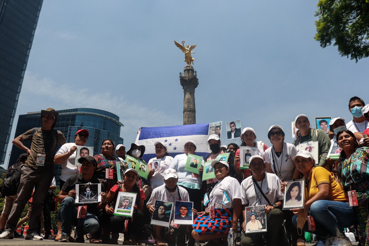 Familias de migrantes desaparecidos batallan para obtener justicia en México