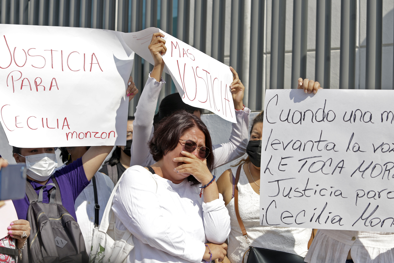 El gobierno federal promete justicia por el asesinato de la activista Cecilia Monzón