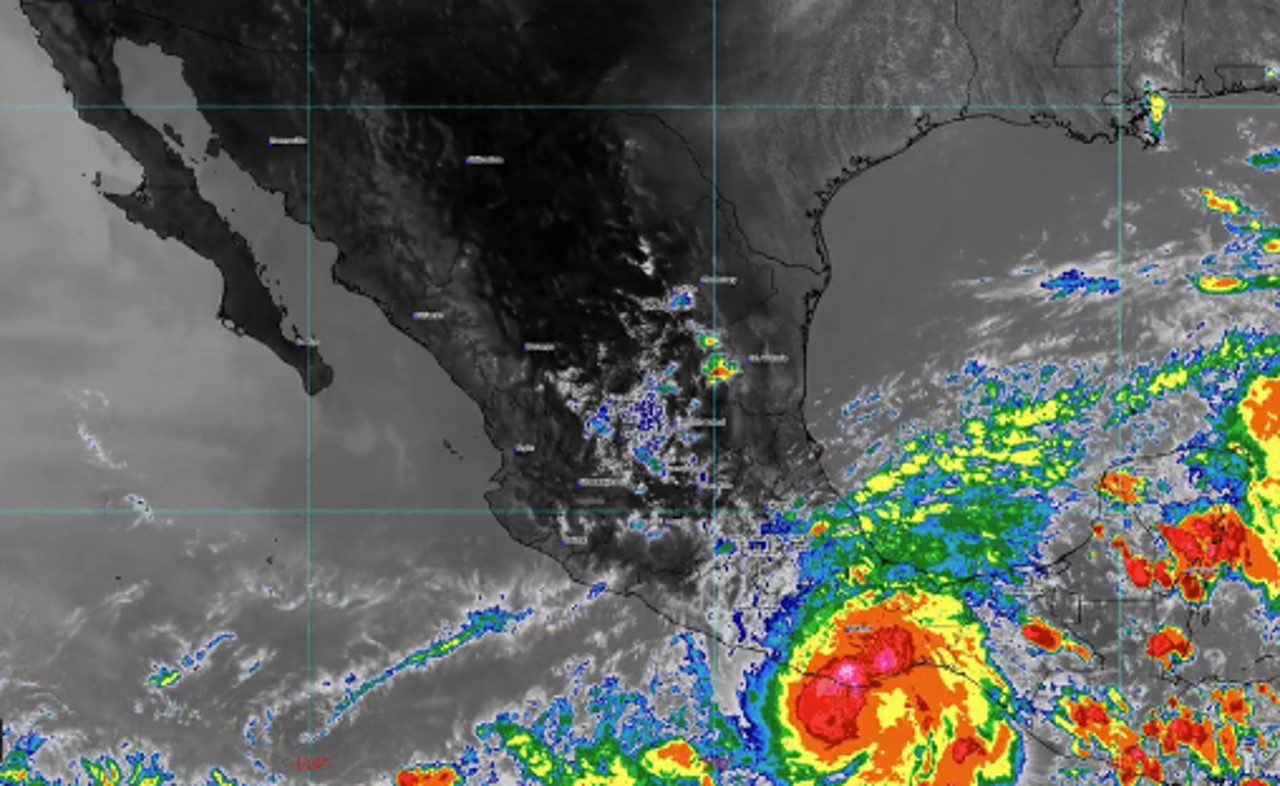 El huracán Ágatha está en México: toca tierra en San Pedro Pochutla, Oaxaca
