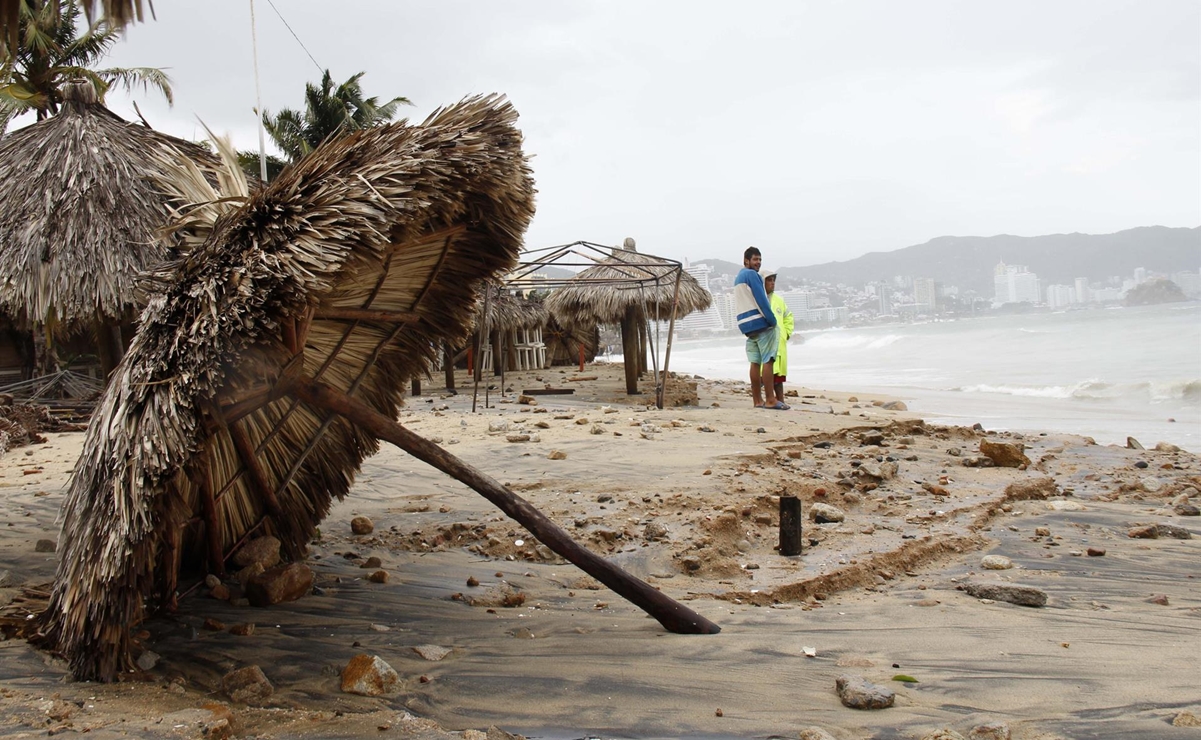 El huracán Ágatha alcanza categoría 2 y podría impactar  como 3 en Oaxaca