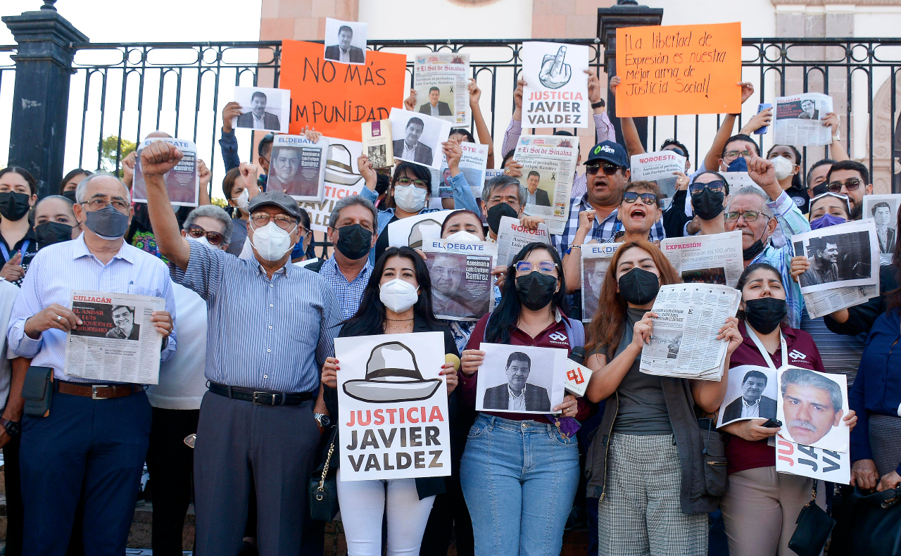 ‘Exigimos justicia, no palabras’: Periodistas marchan por asesinato de Luis Enrique Ramírez