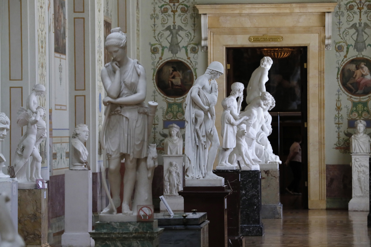 El Museo Hermitage no hará exposiciones en Europa o EU el resto del año