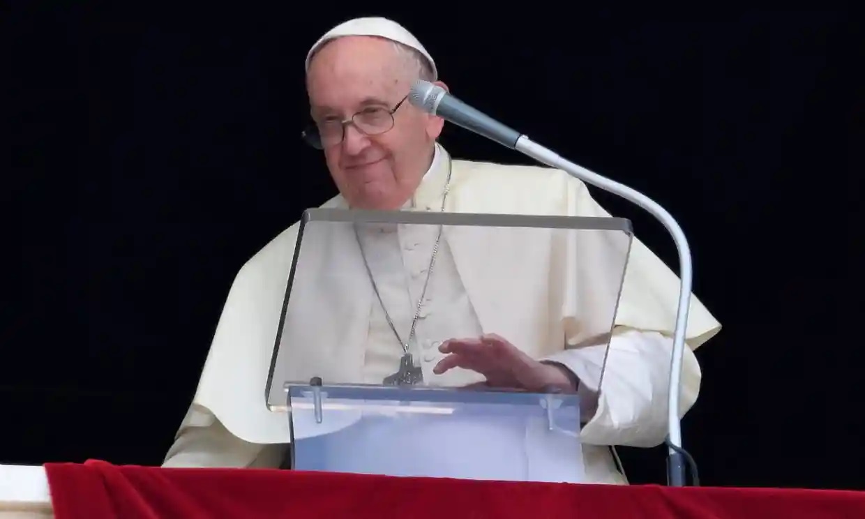 El papa Francisco dice que la guerra en Ucrania fue ‘tal vez provocada de alguna manera’