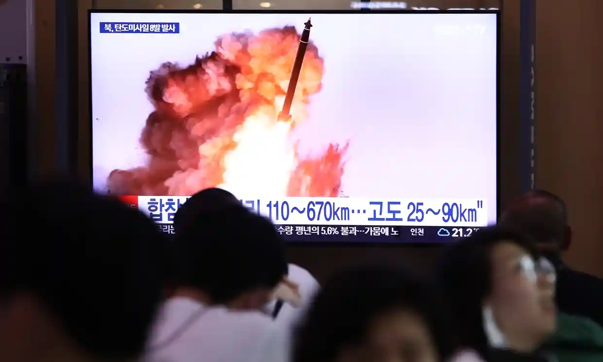 Corea del Sur y EU lanzan ocho misiles al océano en una demostración de fuerza ante Corea del Norte