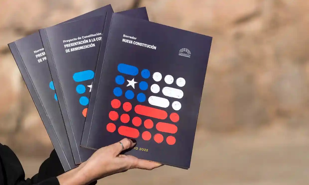 Júbilo y esperanza con la aprobación final al nuevo proyecto de Constitución de Chile