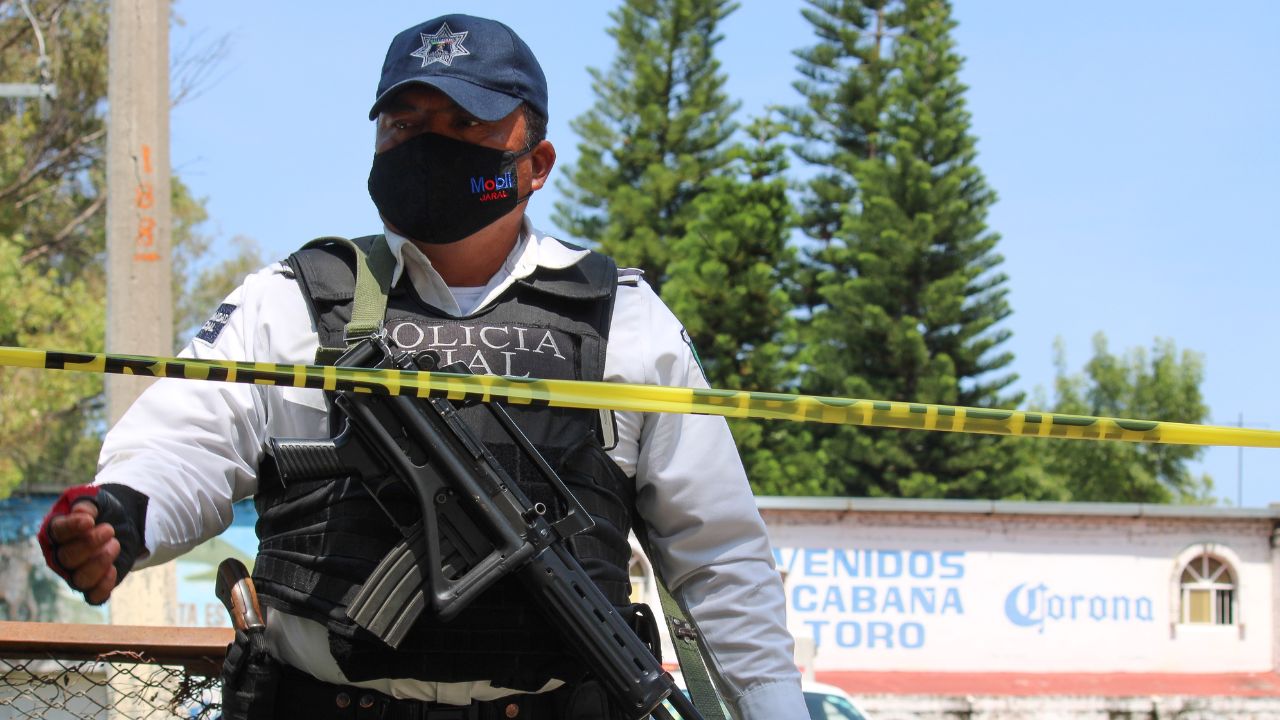 Violencia no cede en Guanajuato: Asesinan a seis personas afuera de una primaria en Salamanca