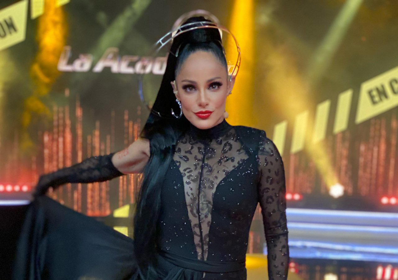 Lolita Cortés vuelve a La Academia y critica a ‘la quinceañera’ Rubí