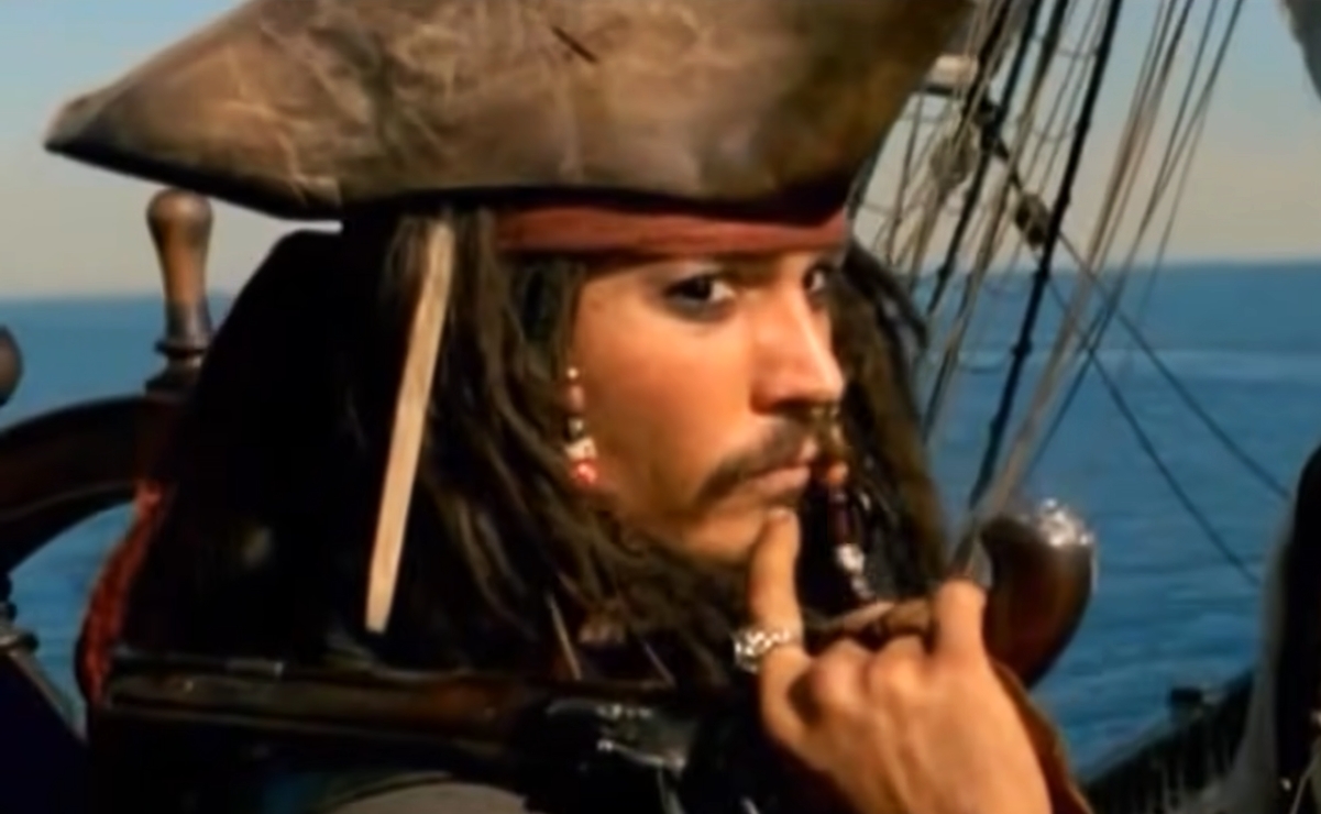 Johnny Depp ‘regresa’ con el capitán Jack Sparrow a parque de Disney