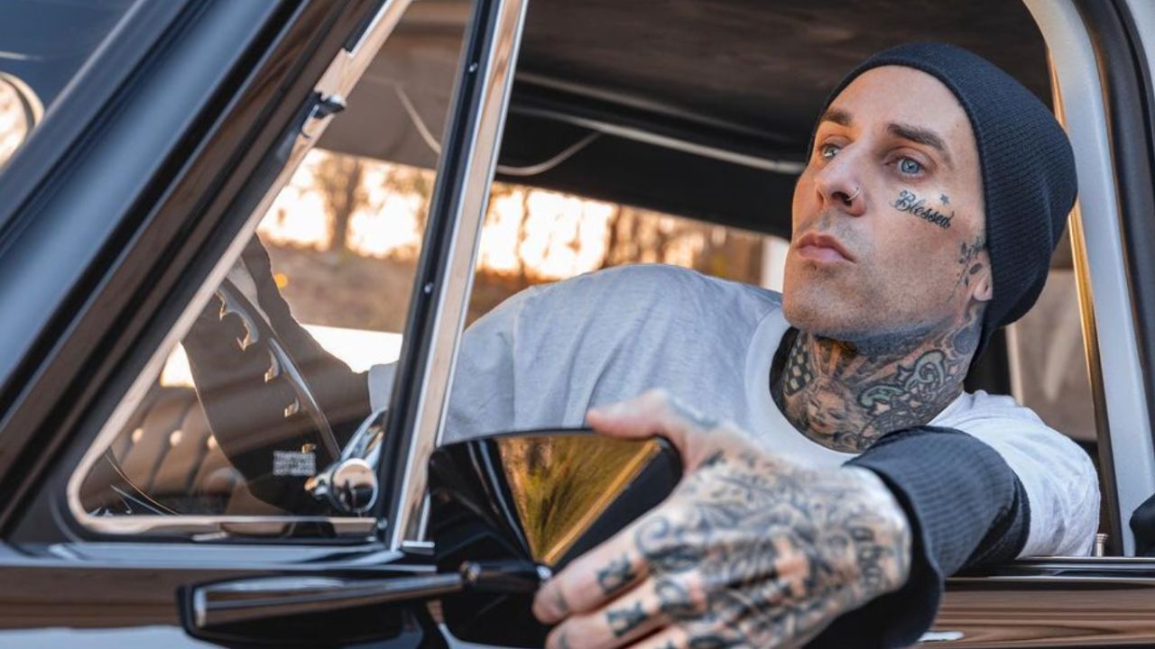 Travis Barker, baterista de Blink-182, es hospitalizado de emergencia