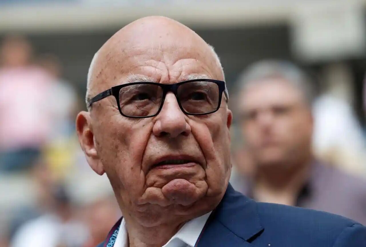 Periódico de Rupert Murdoch elimina artículo sobre la vida sexual de un miembro de la realeza británica