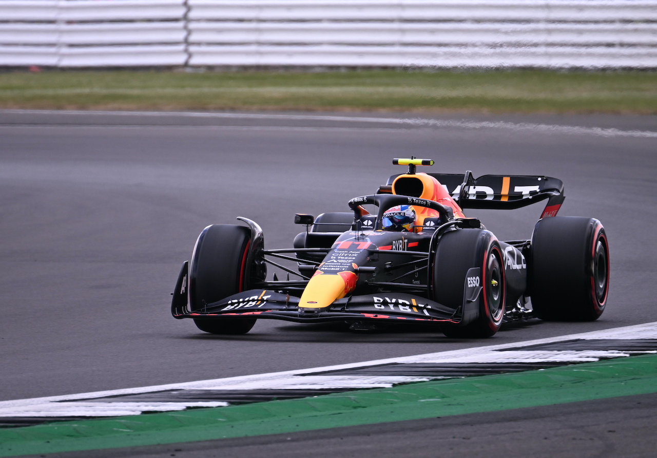 ‘Checo’ Pérez luce en Silverstone y se lleva el segundo lugar del Gran Premio de Gran Bretaña