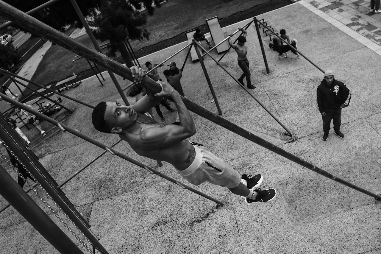 En imágenes: pesas, músculos y salud mental, conoce este gimnasio urbano en Iztapalapa