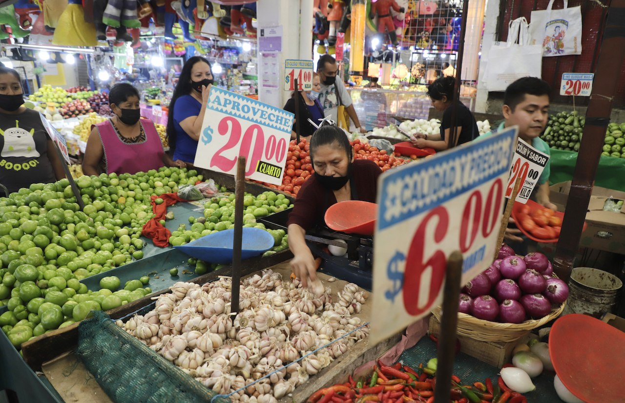 La inflación de México sube a 7.99% en junio, su mayor nivel desde el 2001
