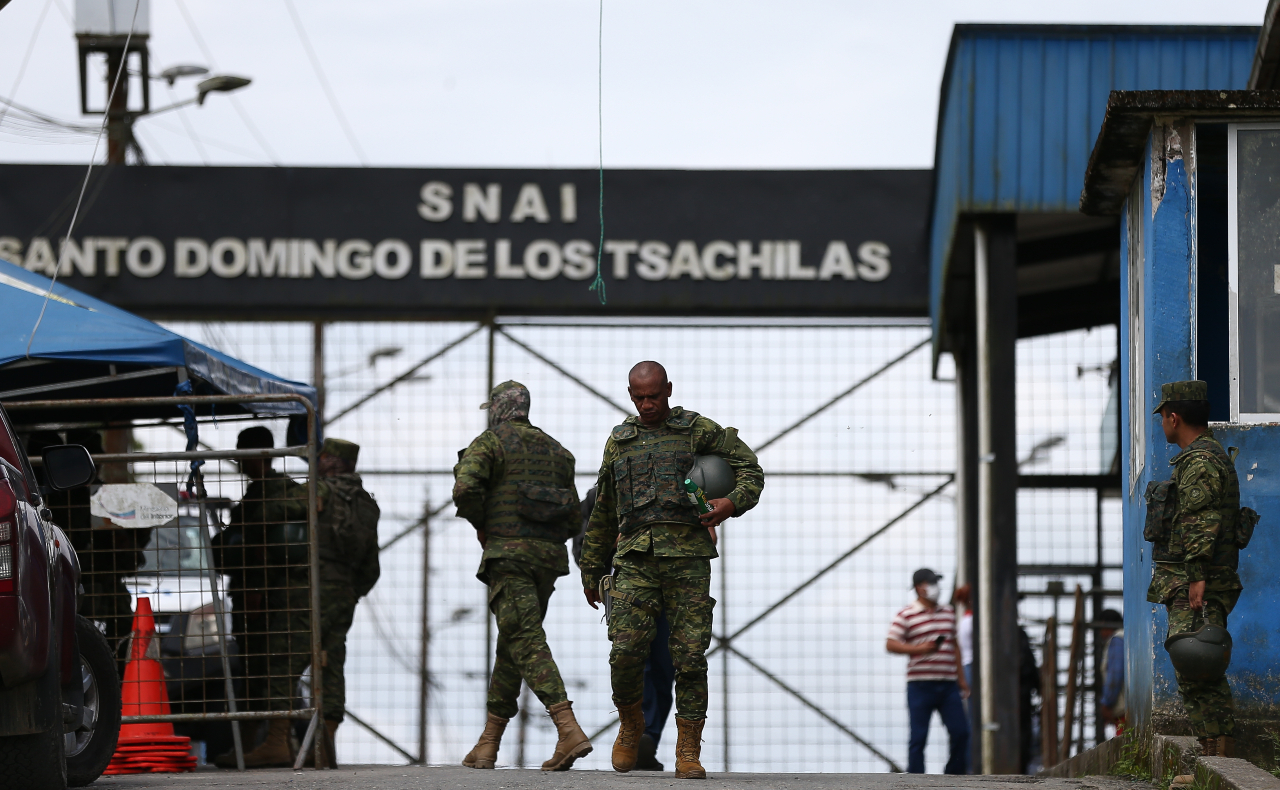 13 personas mueren y 2 son lesionadas durante una riña en cárcel de Ecuador