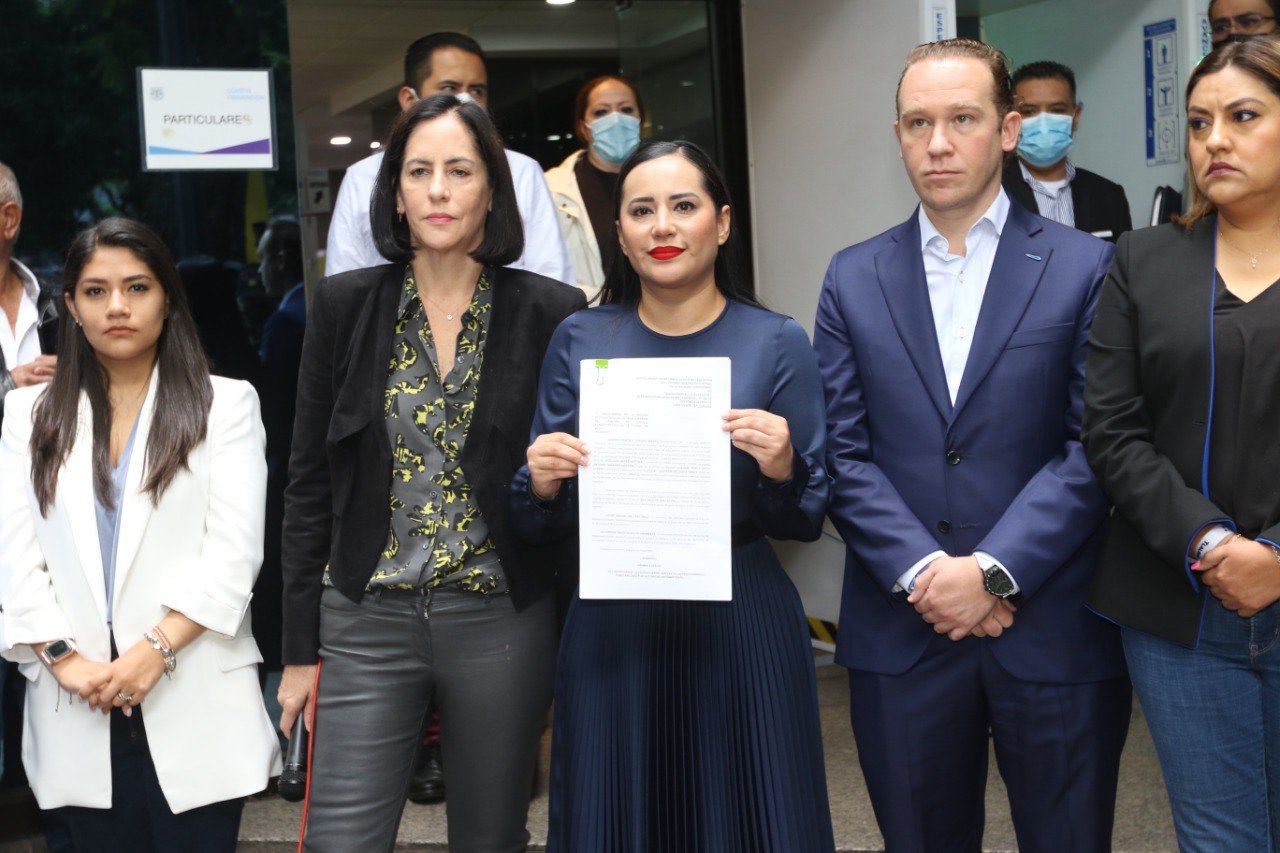 La Fiscalía de CDMX investiga a Sandra Cuevas por supuesto permiso ‘patito’ de camioneta