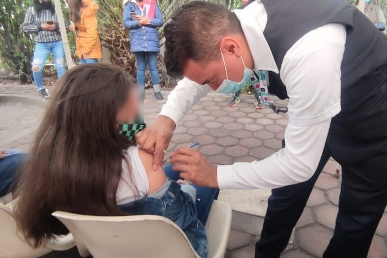 Llegó la hora: Vacunación contra covid para niños de 8 años inicia en la CDMX