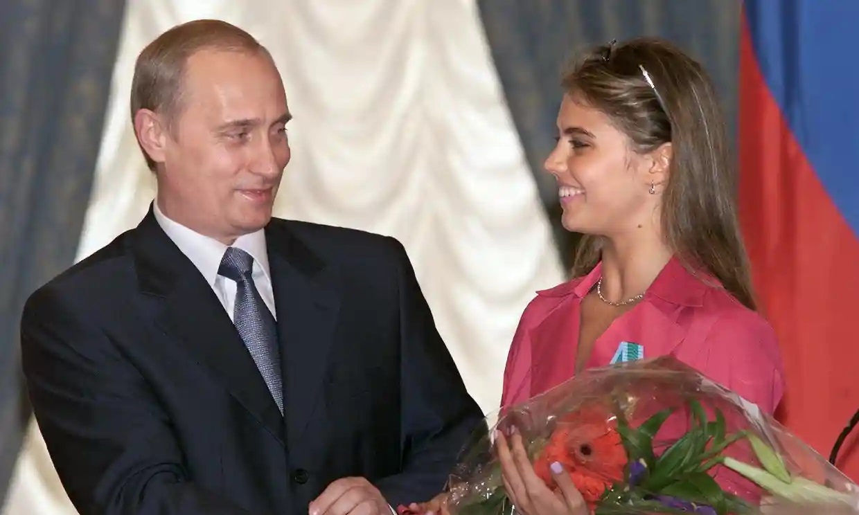 La supuesta novia de Putin, Alina Kabaeva, es objeto de las sanciones de EU