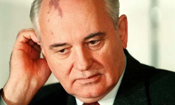 Mijaíl Gorbachov: una figura divisiva amada en el extranjero, pero odiada en su país