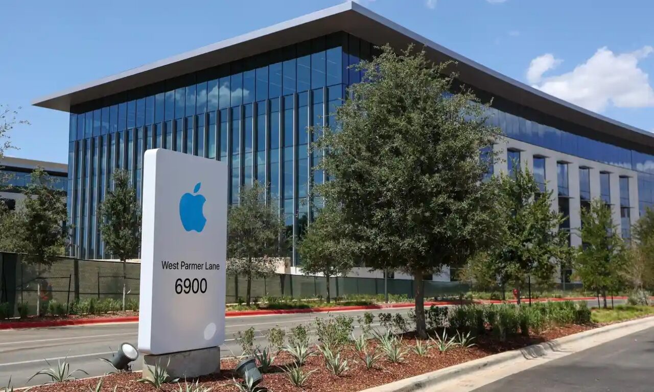 Empleados de Apple lanzan una petición sobre el regreso a la oficina