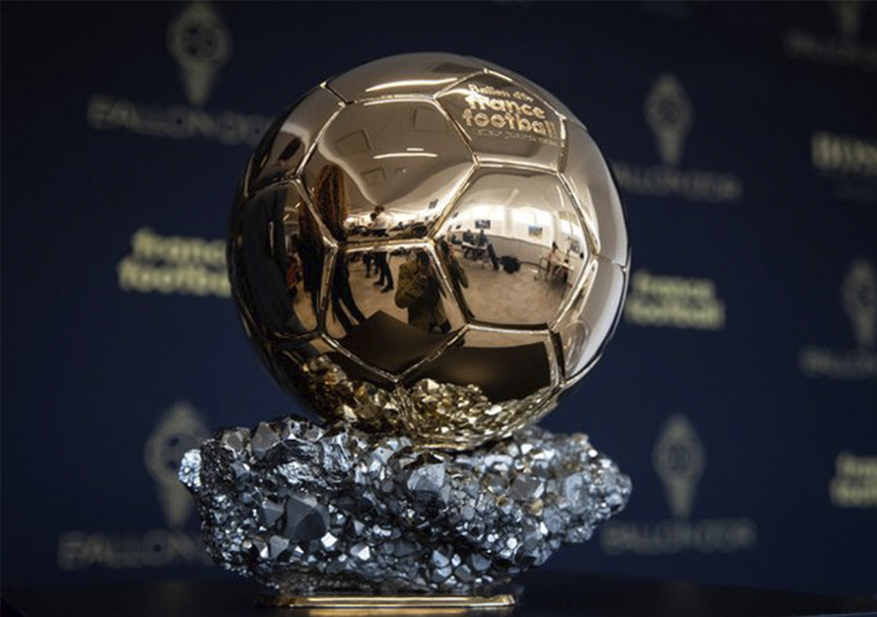 Balón de Oro: Benzema dentro, Messi, fuera
