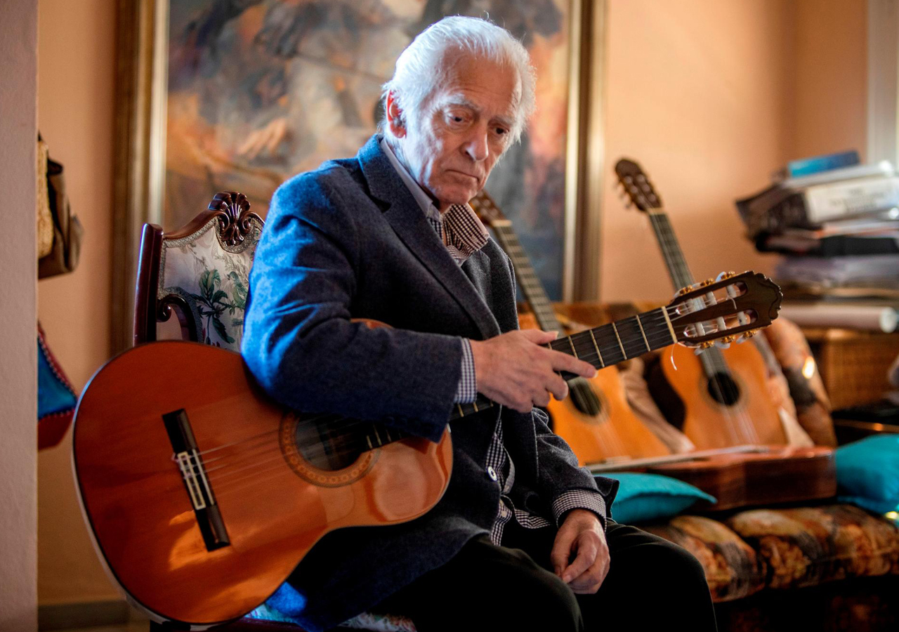 Manolo Sanlúcar, guitarrista y compositor flamenco, murió en España