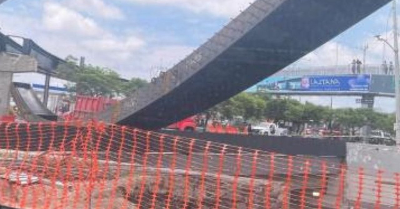 Colapsa trabe del puente Bernardo Quintana de Querétaro, a horas de colocada