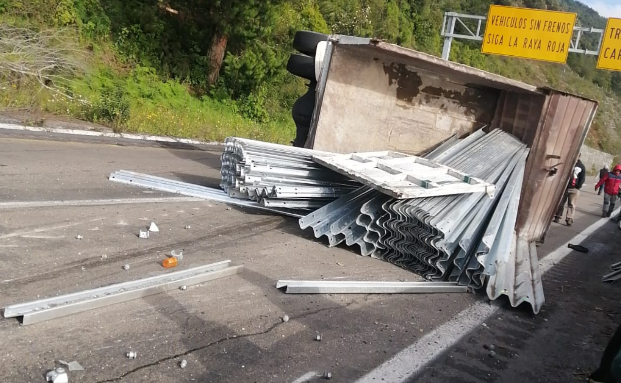 Accidente en la autopista Puebla-Orizaba deja al menos 3 muertos