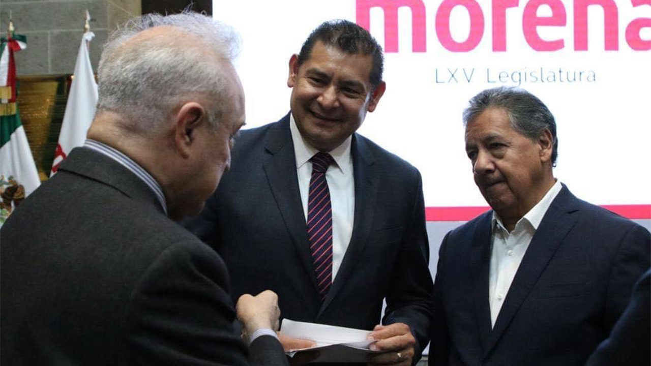 Alejandro Armenta, 16% arriba de Eduardo Rivera por la gubernatura de Puebla