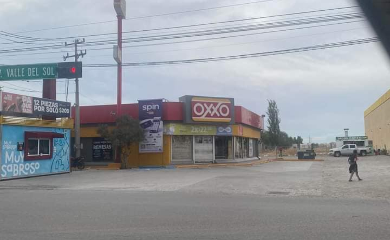 Ataques en Ciudad Juárez: asesinan a 4 trabajadores de radio afuera de pizzería