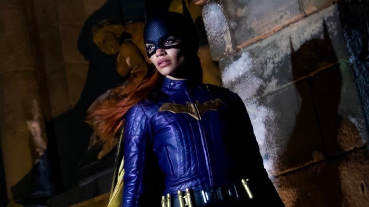 Así fue como el director de Batgirl trató de salvar parte de la película con su celular